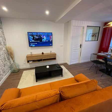 Le Jardin Niortais - Hyper Centre- Proche Gare - Paisible - Grand Jardin Prive, Wifi Hd -Netflix Apartment ภายนอก รูปภาพ